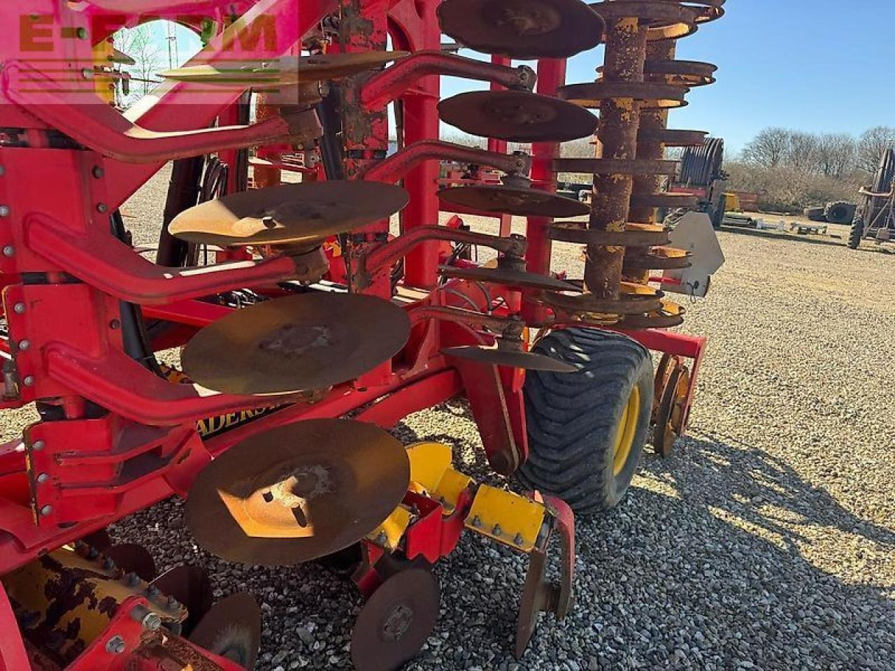 Väderstad carrier xl 825 - Disku ecēša: foto 4 Väderstad carrier xl 825 - Disku ecēša: foto 4