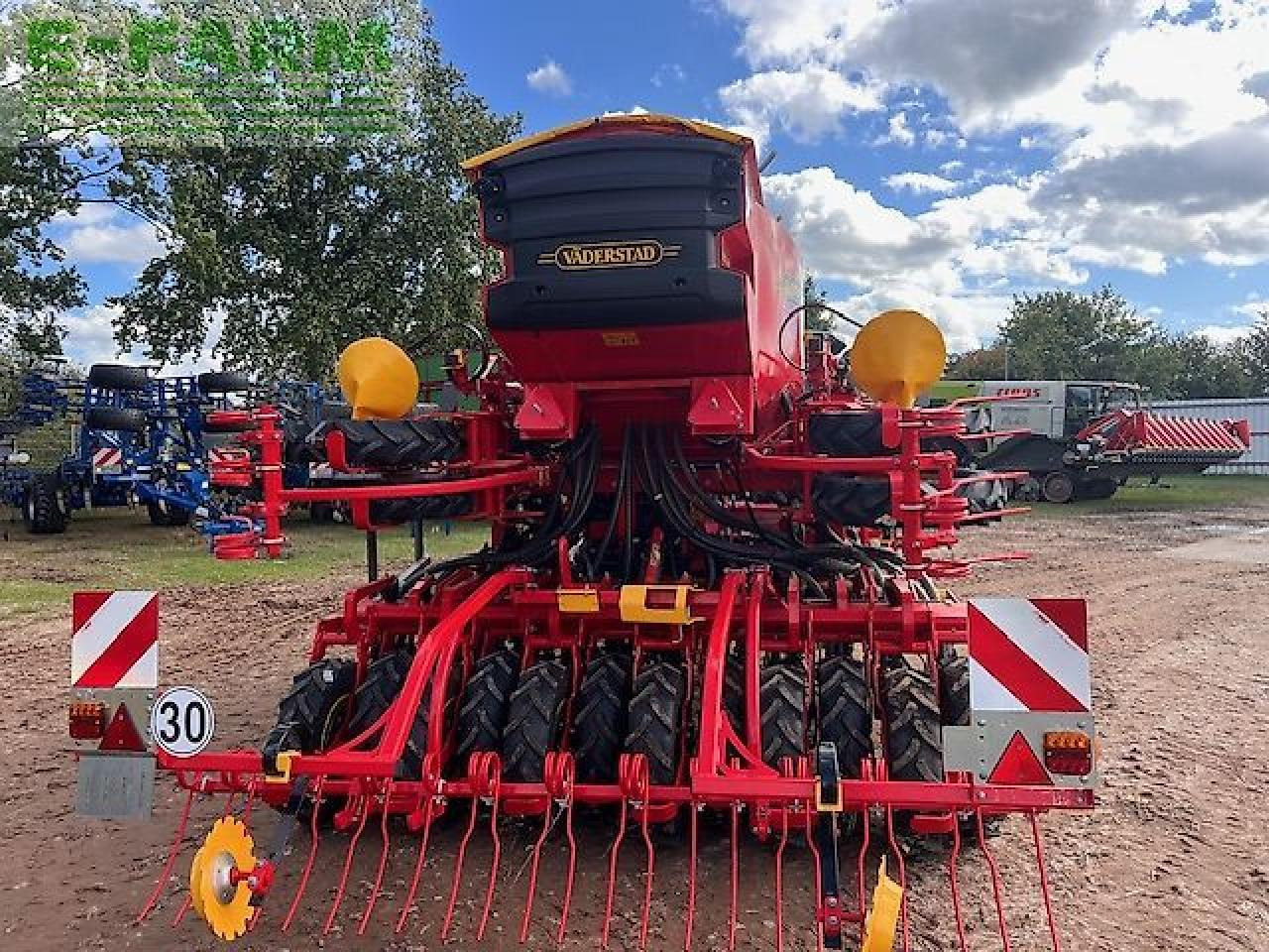 Väderstad rapid a 400 s - Sējmašīna: foto 2 Väderstad rapid a 400 s - Sējmašīna: foto 2