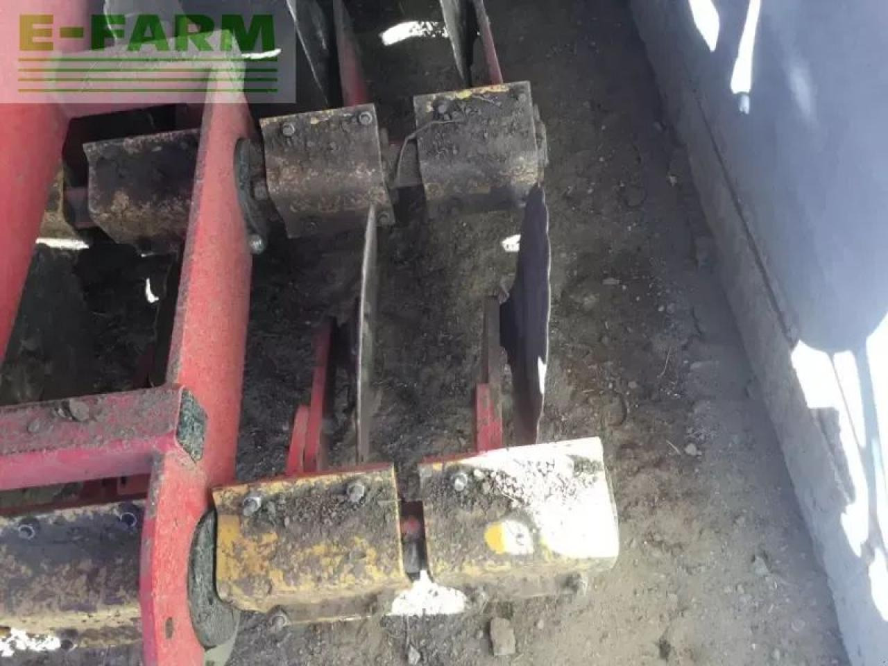 Väderstad rapid a 600 s - Kombinētā sējmašīna: foto 5 Väderstad rapid a 600 s - Kombinētā sējmašīna: foto 5