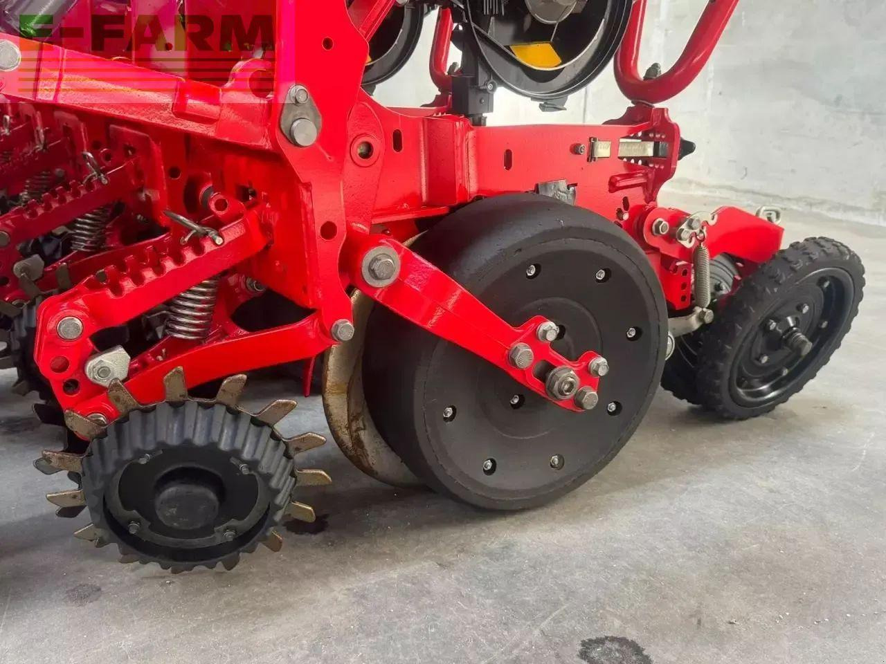 Väderstad tempo tpl12 - Precīzās izsējas sējmašīna: foto 4 Väderstad tempo tpl12 - Precīzās izsējas sējmašīna: foto 4