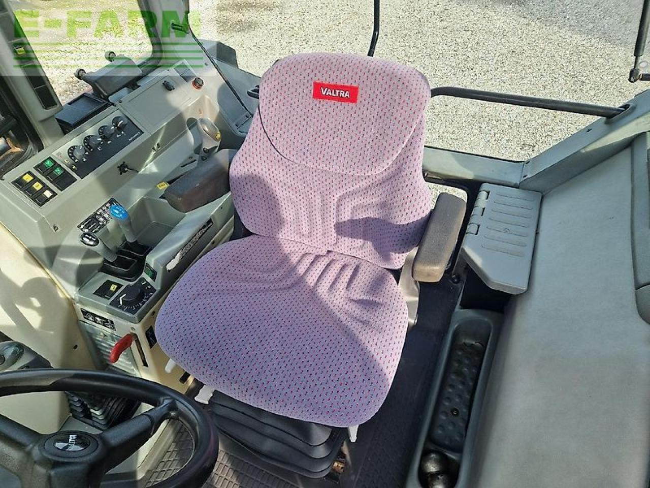 Valtra 6350 - Traktors: foto 5 Valtra 6350 - Traktors: foto 5