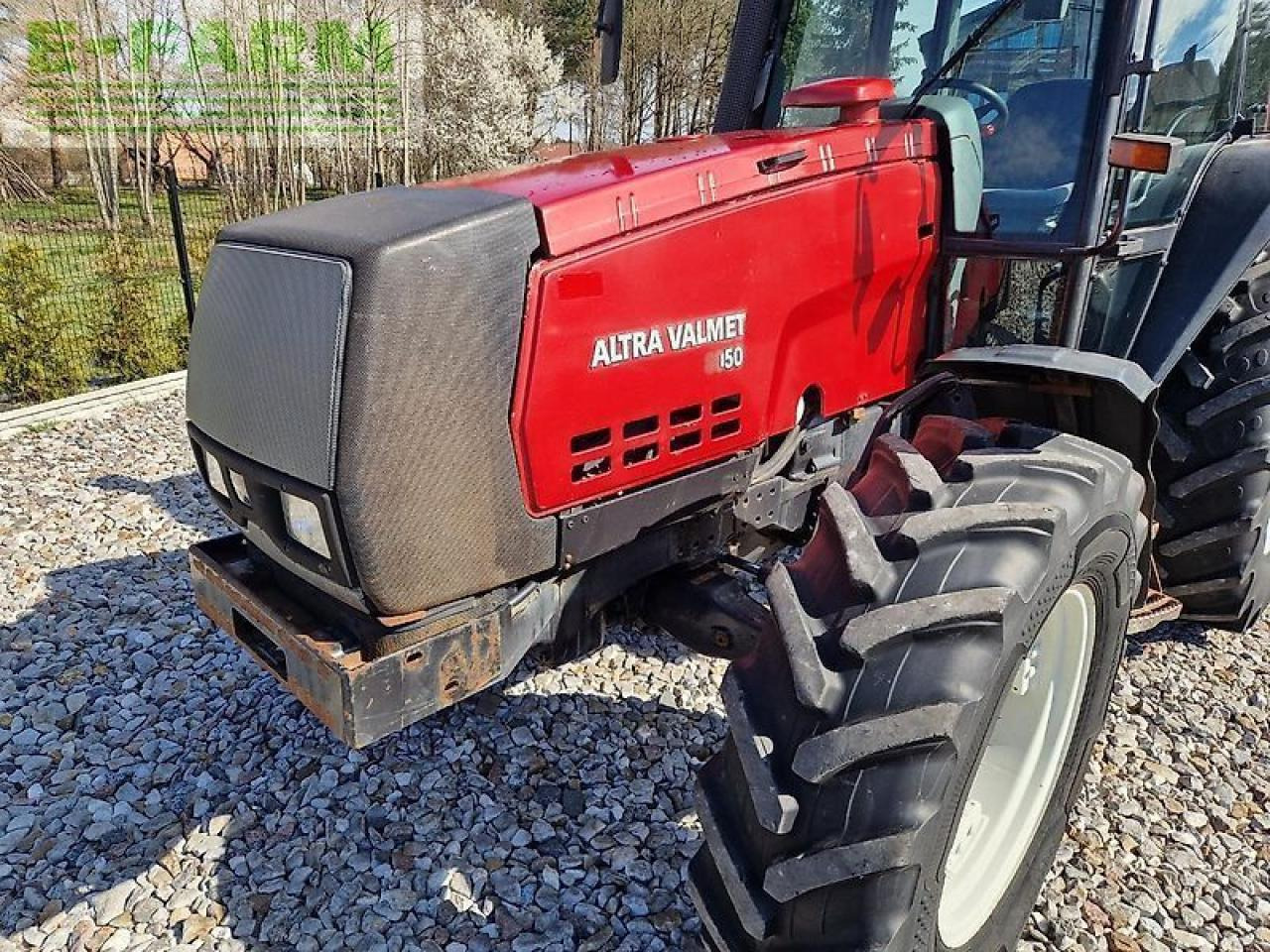 Valtra 8050 hitech HiTech - Traktors: foto 2 Valtra 8050 hitech HiTech - Traktors: foto 2