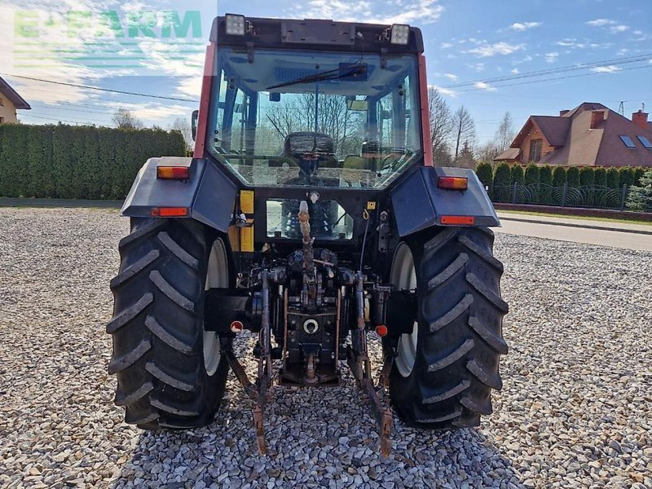 Valtra 8050 hitech HiTech - Traktors: foto 4 Valtra 8050 hitech HiTech - Traktors: foto 4