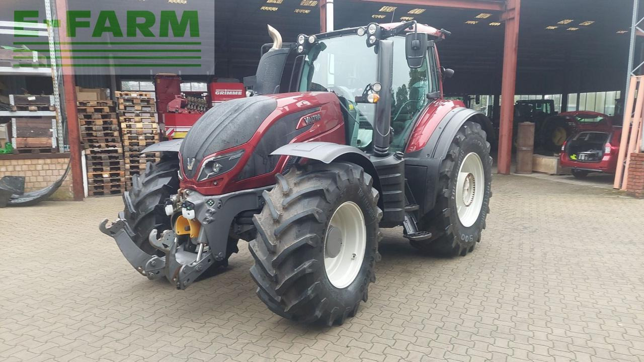 Valtra T 174 - Traktors: foto 1 Valtra T 174 - Traktors: foto 1
