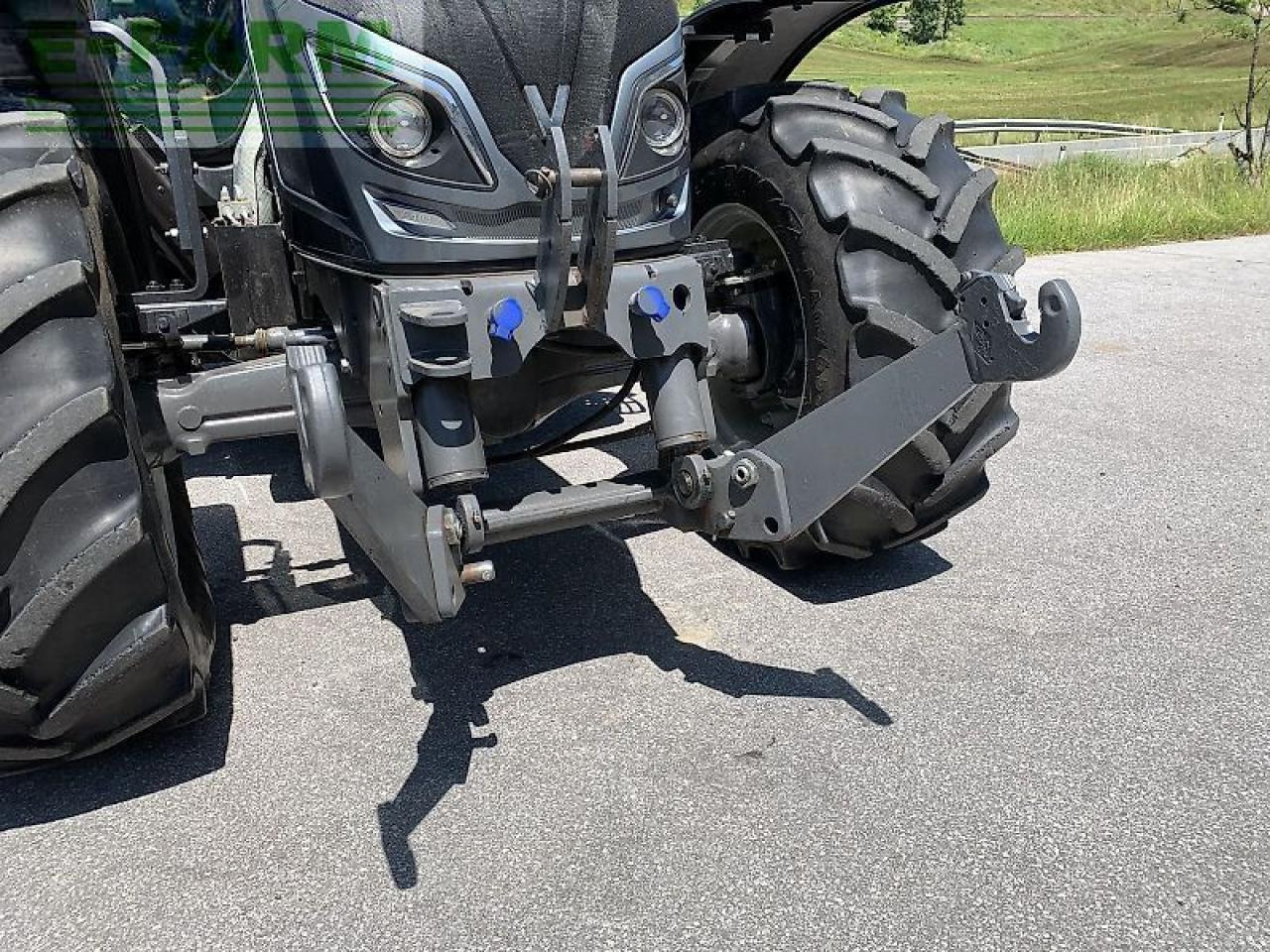 Valtra a 104 ht4 - Traktors: foto 4 Valtra a 104 ht4 - Traktors: foto 4