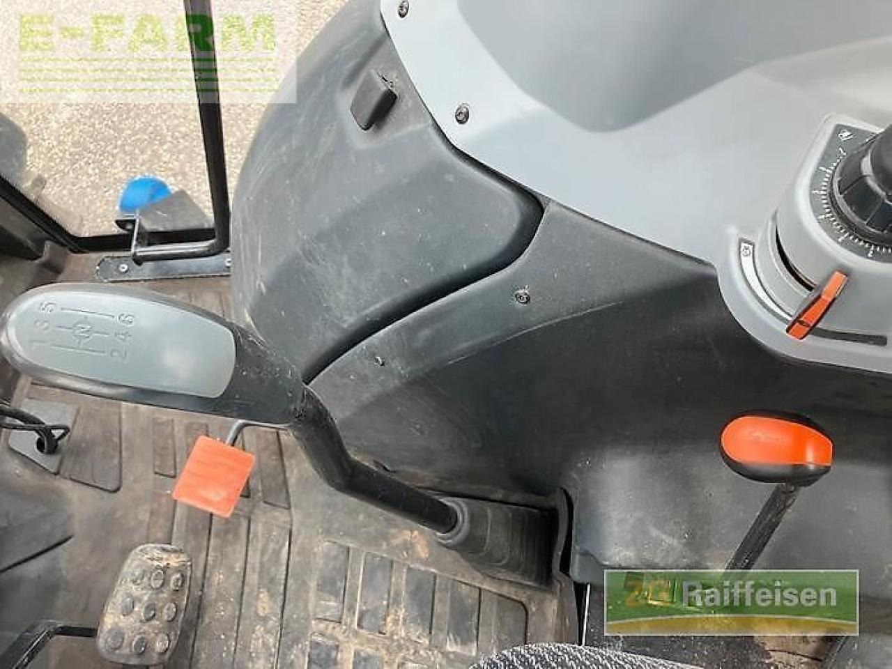 Traktors Valtra a104 mit frontlader: foto 13