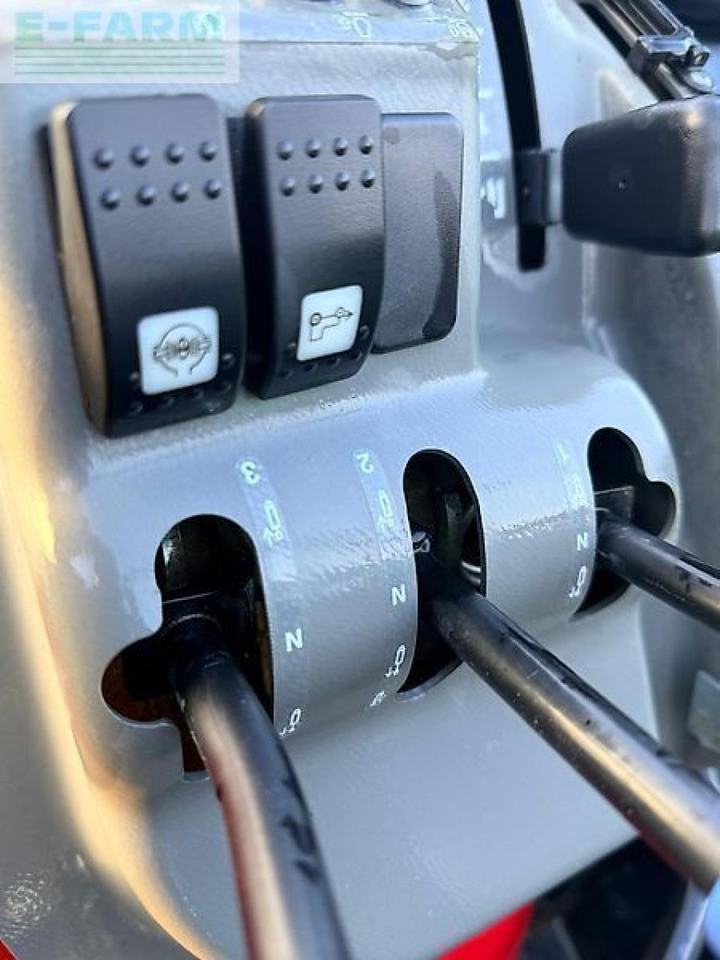 Traktors Valtra f 75: foto 11