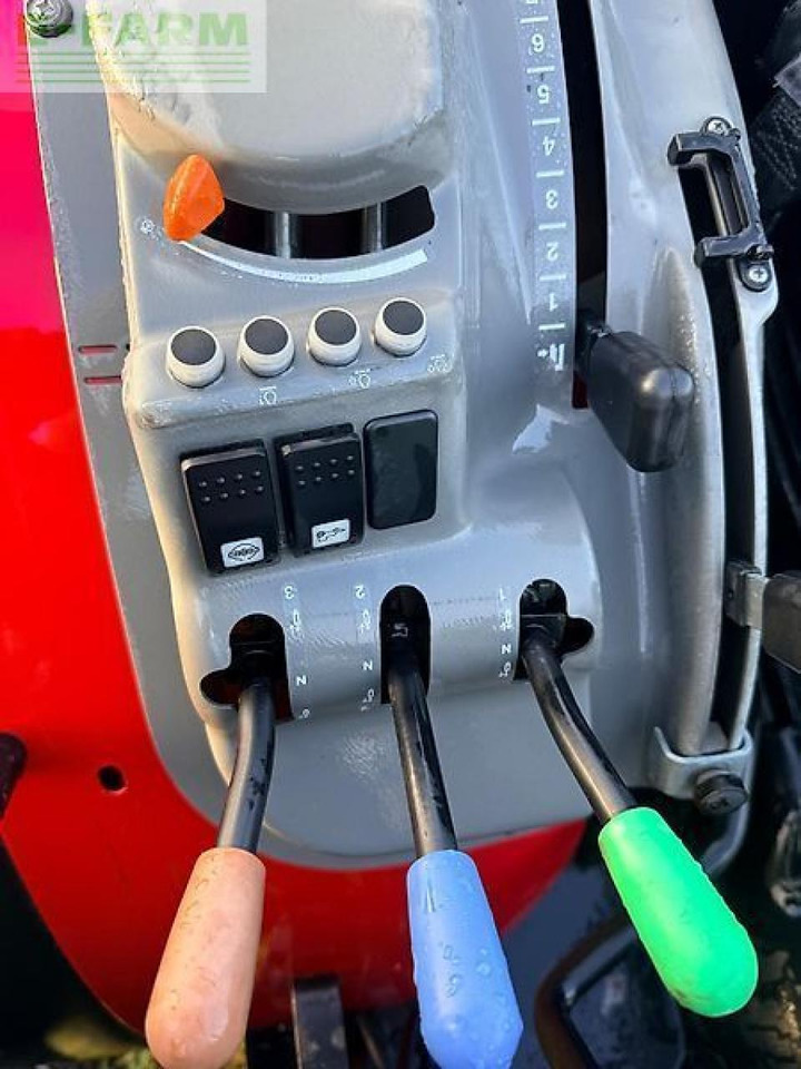 Traktors Valtra f 75: foto 12