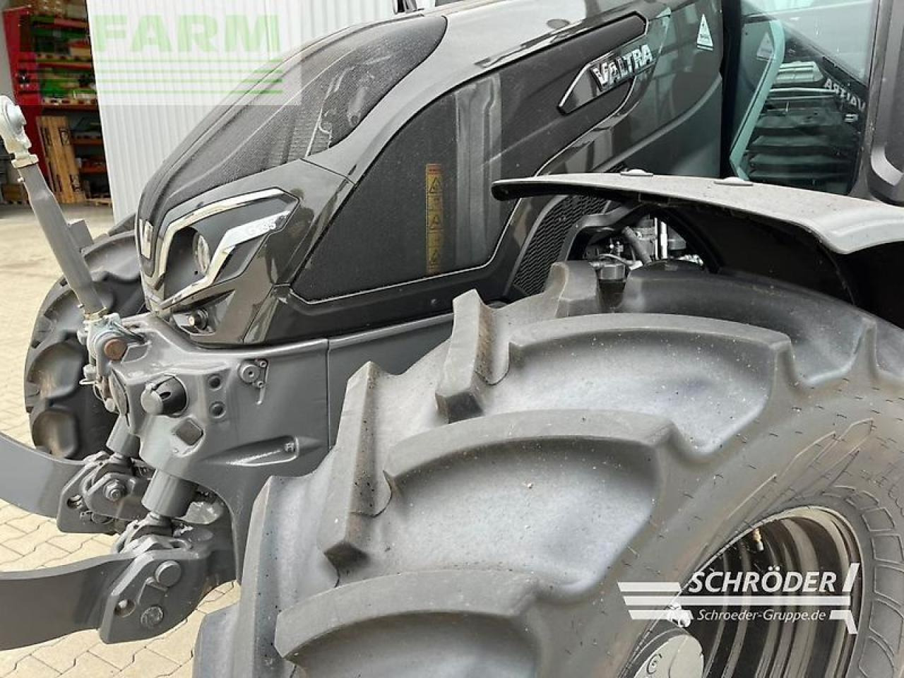 Valtra g 135 a - Traktors: foto 2 Valtra g 135 a - Traktors: foto 2