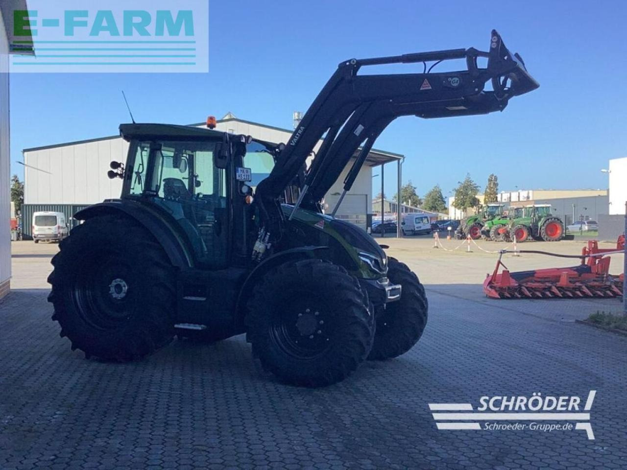 Valtra g 135 a - Traktors: foto 1 Valtra g 135 a - Traktors: foto 1