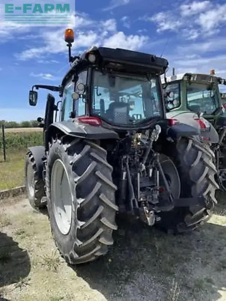 Valtra g125 - Traktors: foto 4 Valtra g125 - Traktors: foto 4
