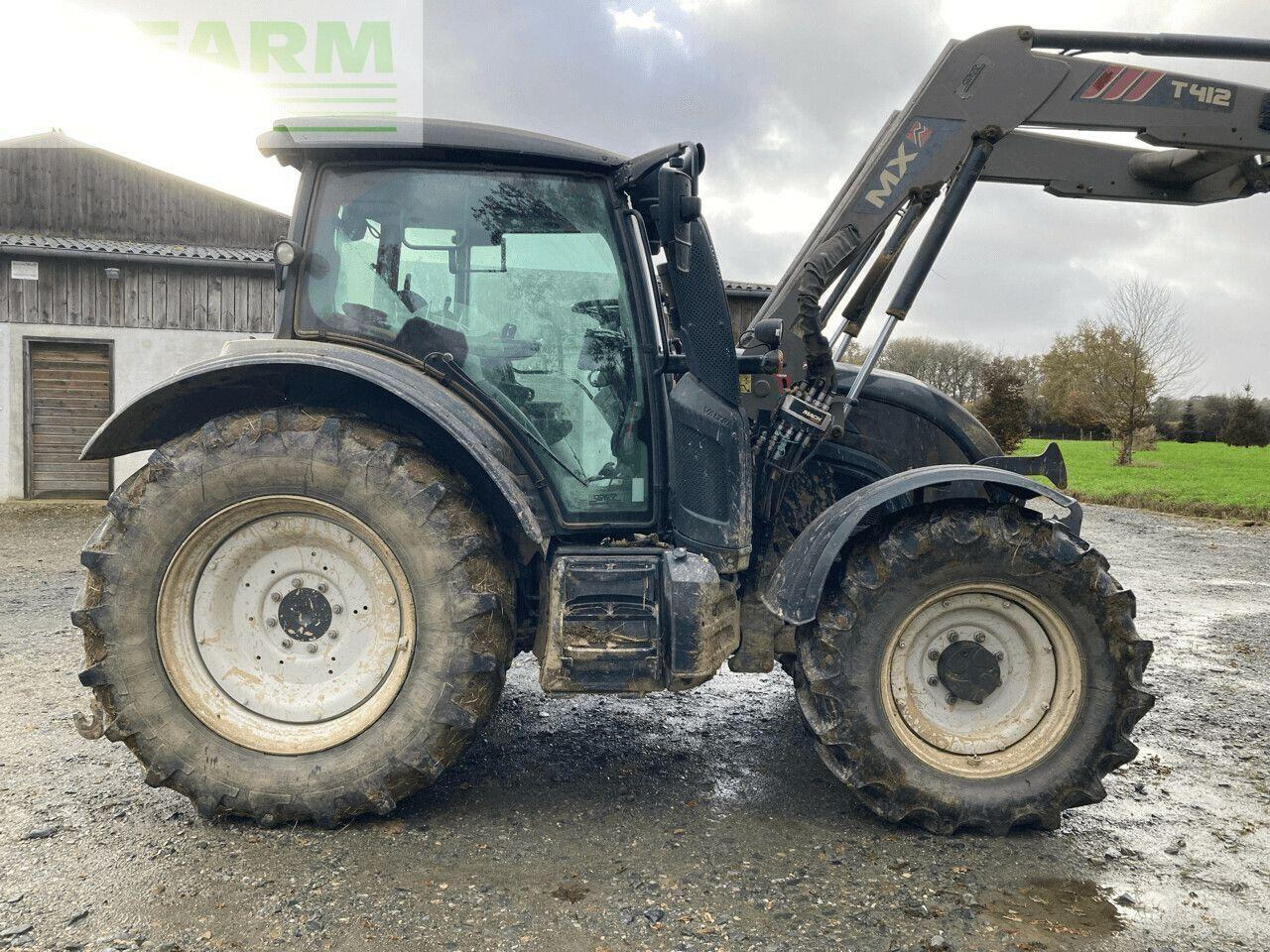 Valtra n 134 - Traktors: foto 5 Valtra n 134 - Traktors: foto 5