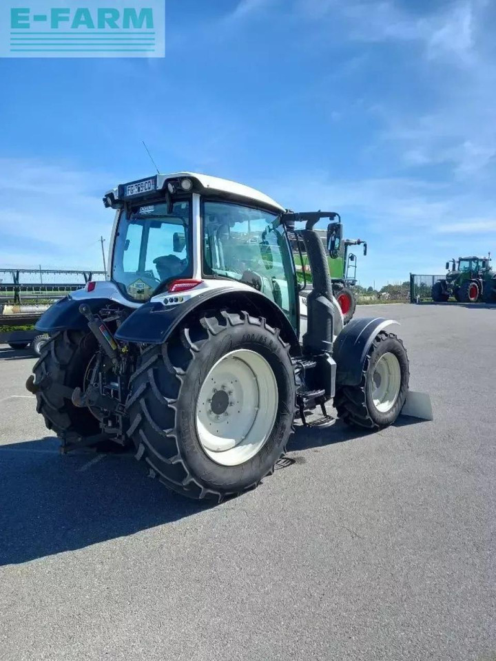 Valtra n 134 hitech HiTech - Traktors: foto 3 Valtra n 134 hitech HiTech - Traktors: foto 3