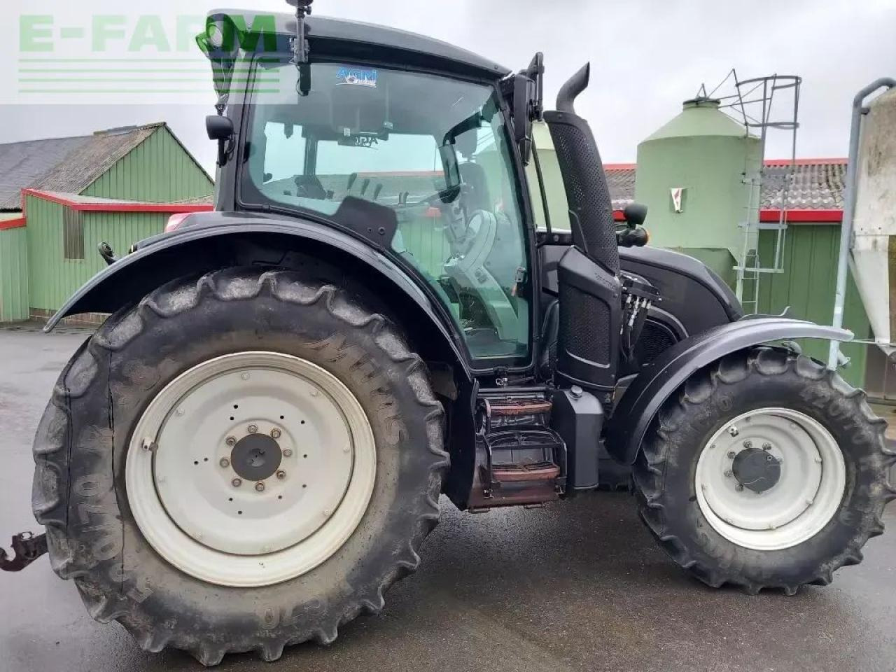 Valtra n 134 hitech HiTech - Traktors: foto 5 Valtra n 134 hitech HiTech - Traktors: foto 5