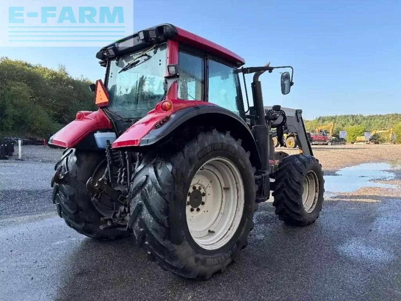 Valtra n 143 - Traktors: foto 4 Valtra n 143 - Traktors: foto 4