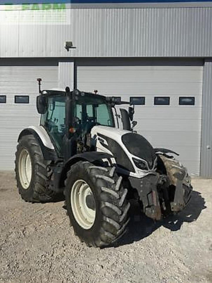 Valtra n134 h5 - Traktors: foto 2 Valtra n134 h5 - Traktors: foto 2
