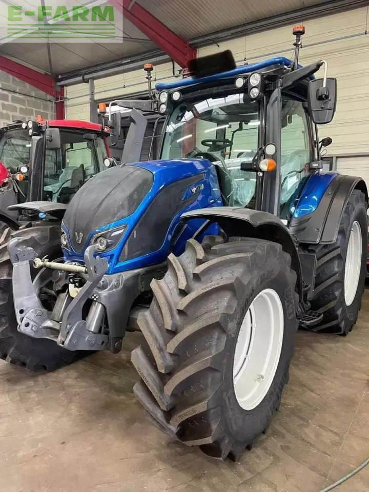 Valtra n174d skyview - Traktors: foto 2 Valtra n174d skyview - Traktors: foto 2