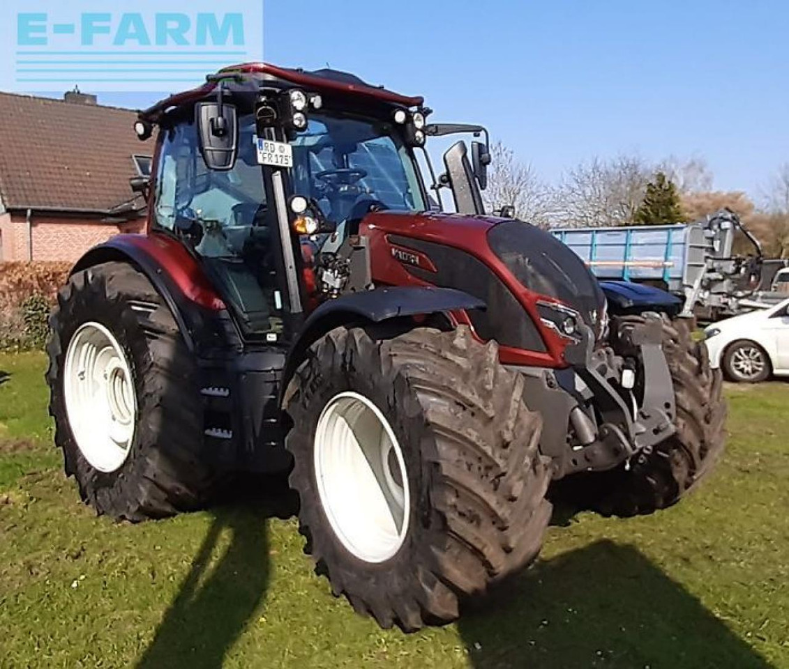 Valtra n175d - Traktors: foto 1 Valtra n175d - Traktors: foto 1