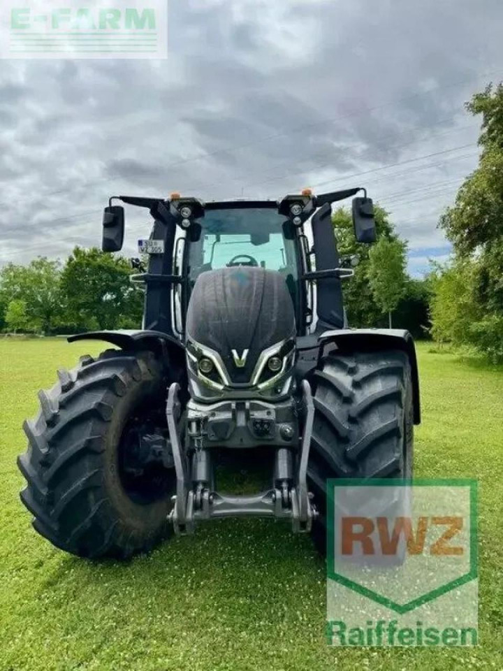 Valtra q305 - Traktors: foto 2 Valtra q305 - Traktors: foto 2