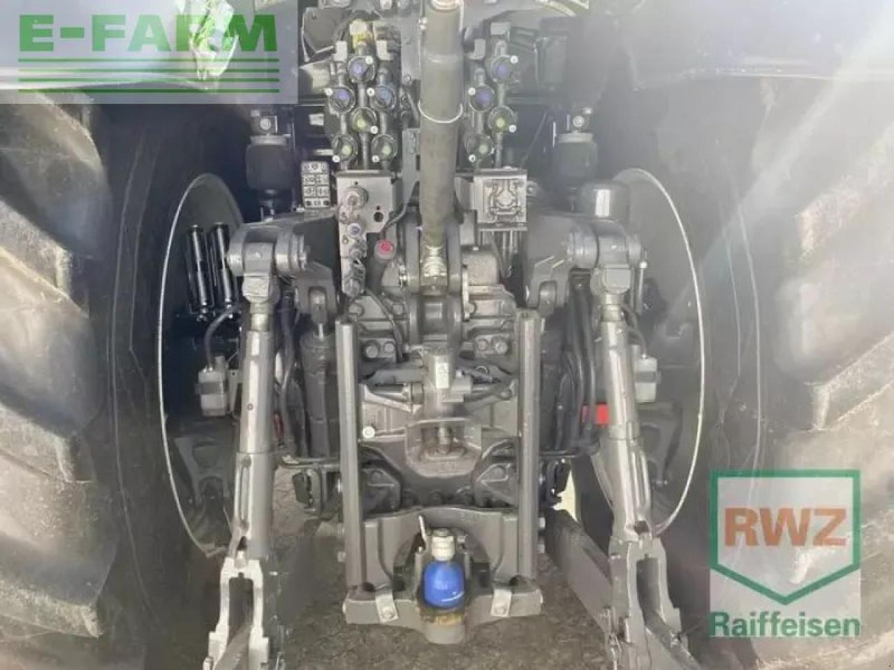 Valtra q305 - Traktors: foto 4 Valtra q305 - Traktors: foto 4