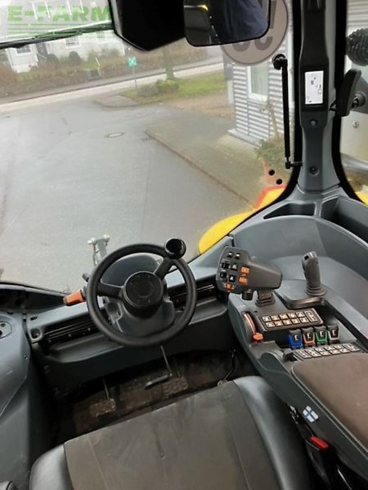 Traktors Valtra q305: foto 7