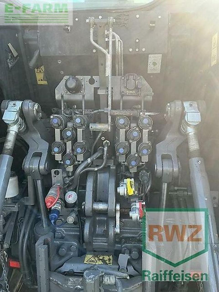 Valtra s 394 - Traktors: foto 2 Valtra s 394 - Traktors: foto 2