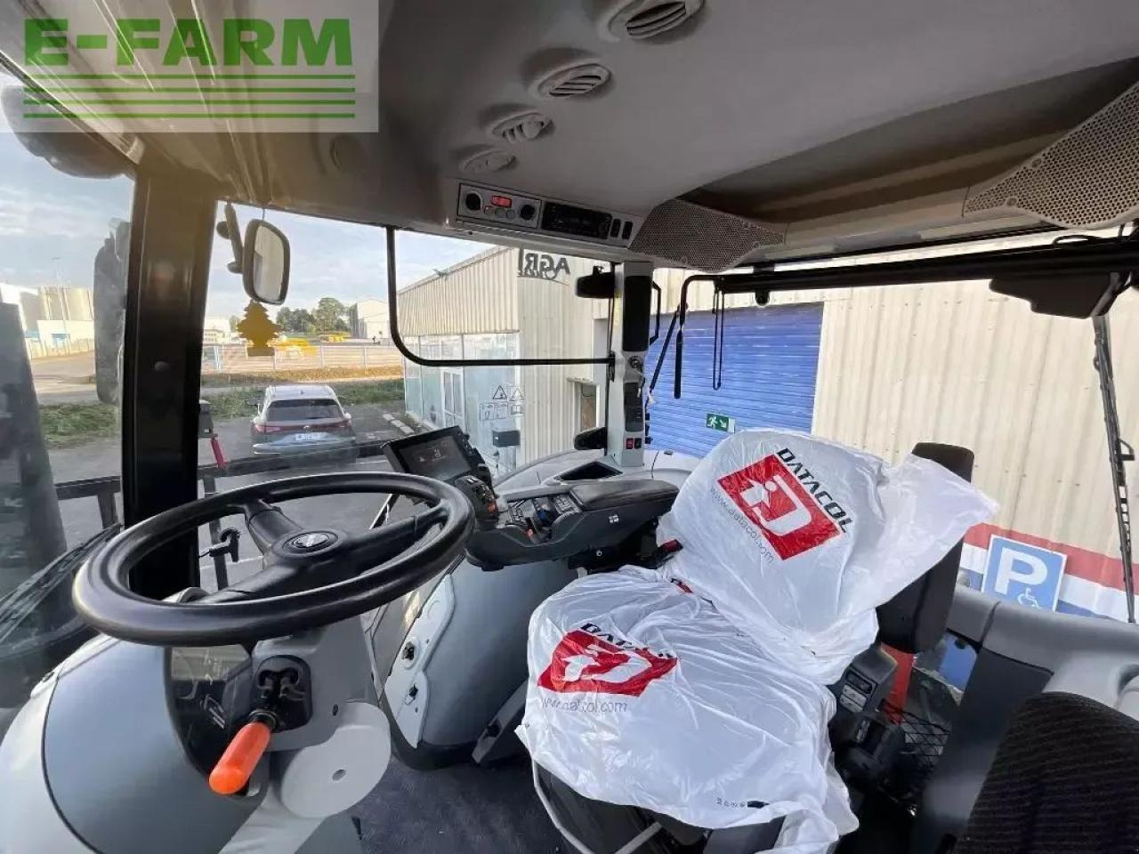 Valtra s324 - Traktors: foto 3 Valtra s324 - Traktors: foto 3