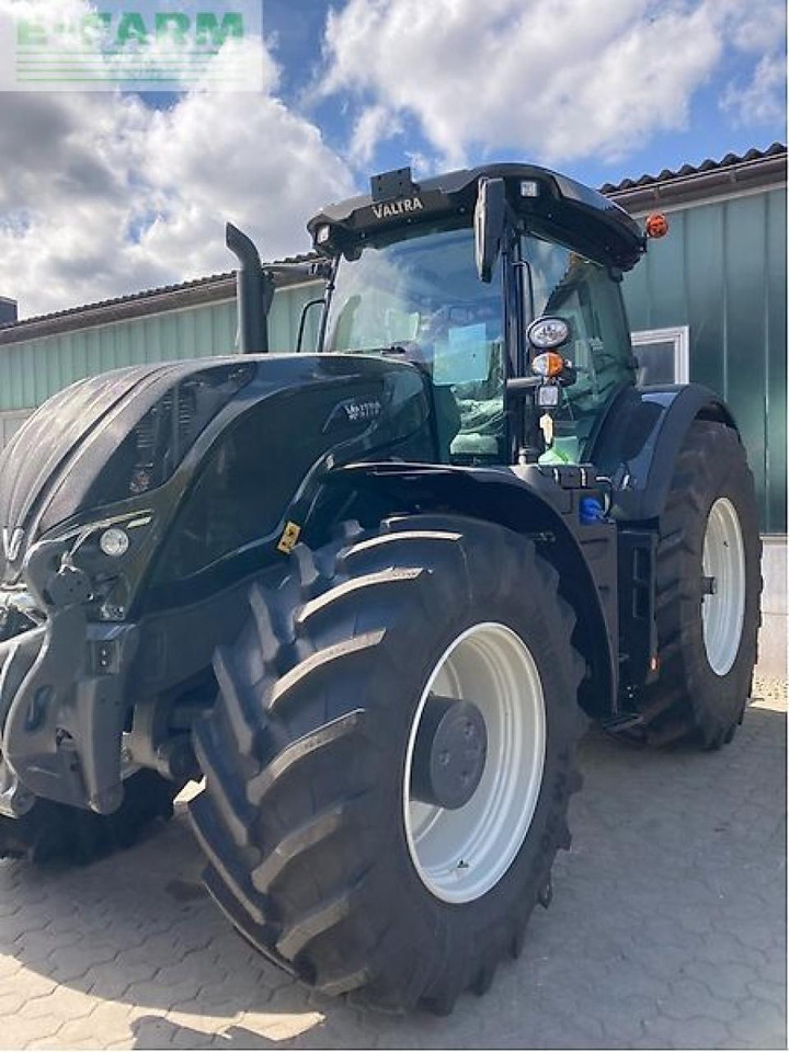 Valtra s324 smarttouch mr19 - Traktors: foto 1 Valtra s324 smarttouch mr19 - Traktors: foto 1