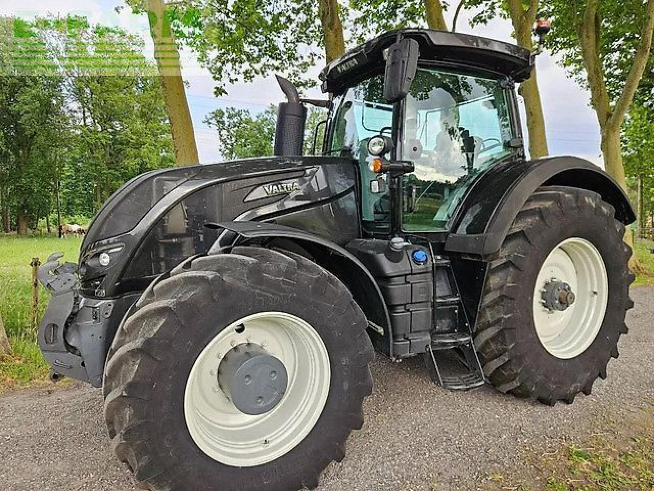 Valtra s394 smarttouch twintrac s274 s294 s324 s354 s374 fendt agco - Traktors: foto 2 Valtra s394 smarttouch twintrac s274 s294 s324 s354 s374 fendt agco - Traktors: foto 2