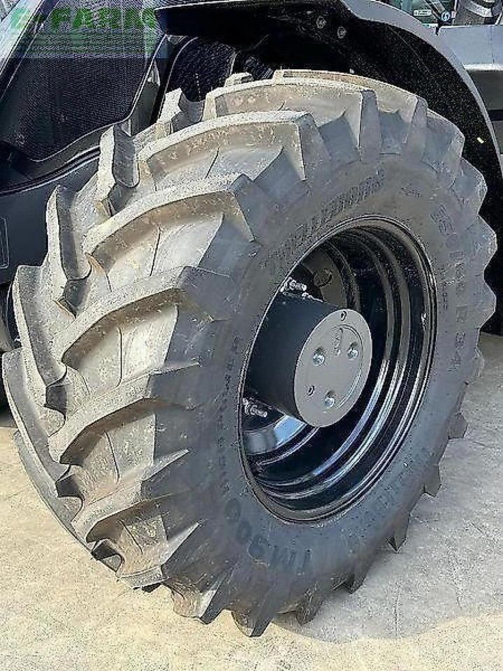 Valtra s396 unlimited - Traktors: foto 5 Valtra s396 unlimited - Traktors: foto 5