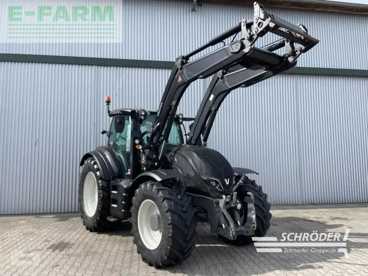 Valtra t 174 ea - Traktors: foto 1 Valtra t 174 ea - Traktors: foto 1