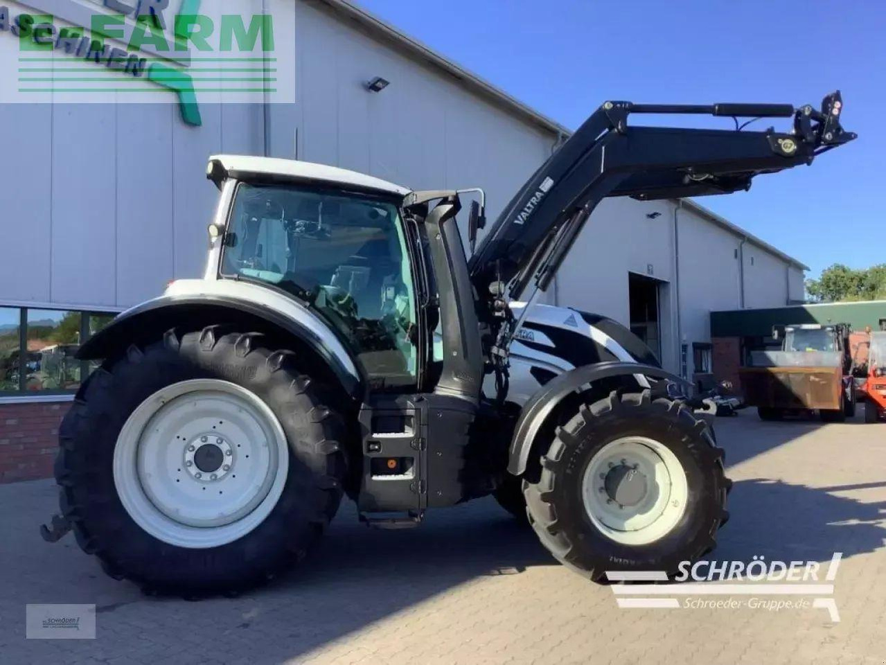 Valtra t 174 ed smarttouch | rtk | unlimited - Traktors: foto 5 Valtra t 174 ed smarttouch | rtk | unlimited - Traktors: foto 5