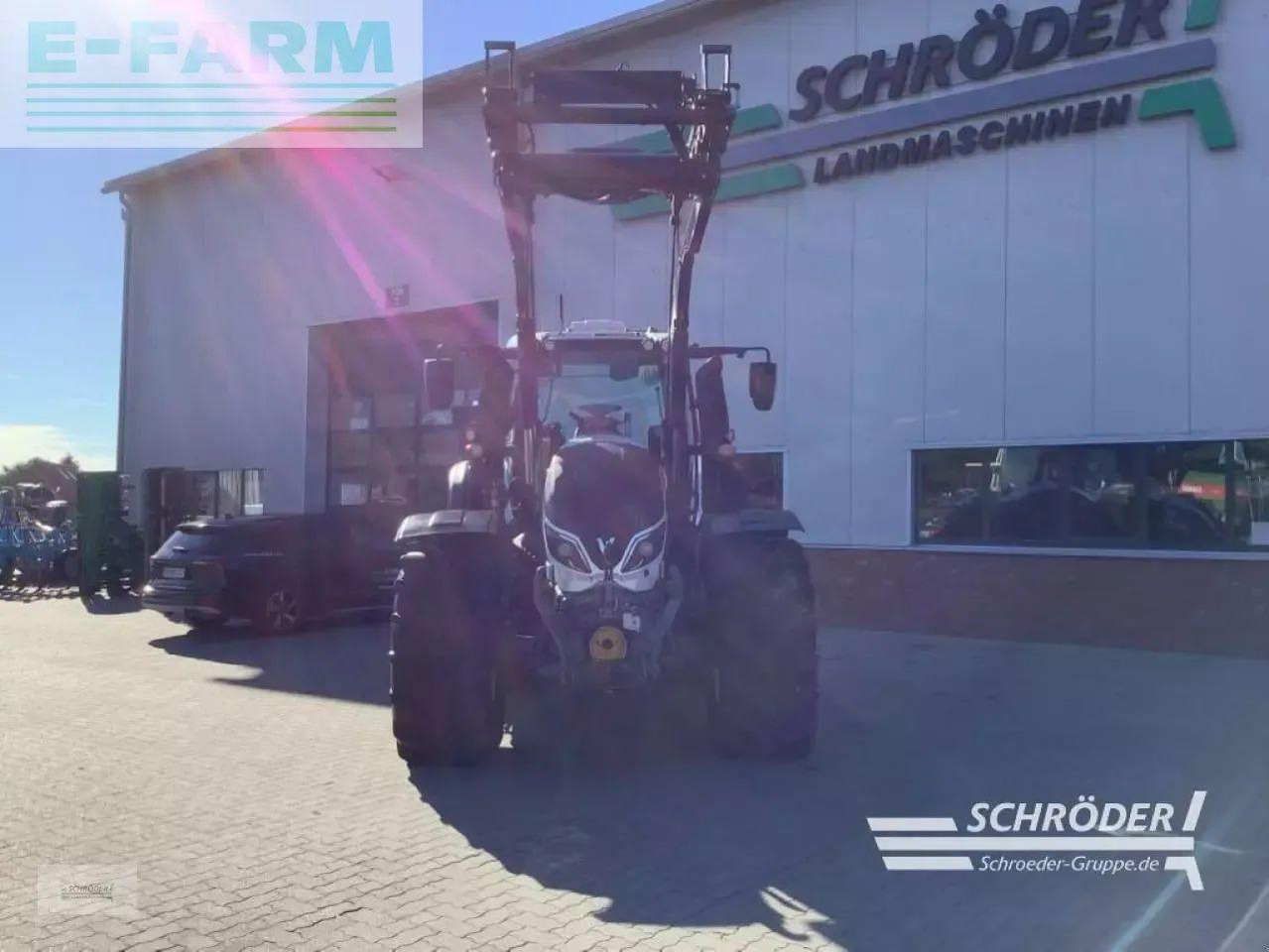 Valtra t 174 ed smarttouch | rtk | unlimited - Traktors: foto 2 Valtra t 174 ed smarttouch | rtk | unlimited - Traktors: foto 2