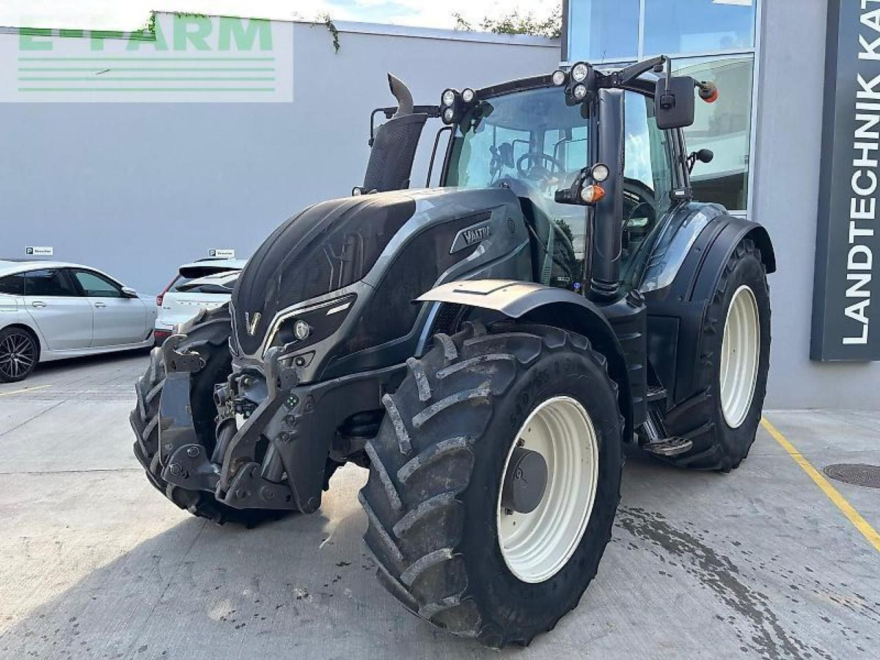 Valtra t 174e active Active - Traktors: foto 2 Valtra t 174e active Active - Traktors: foto 2