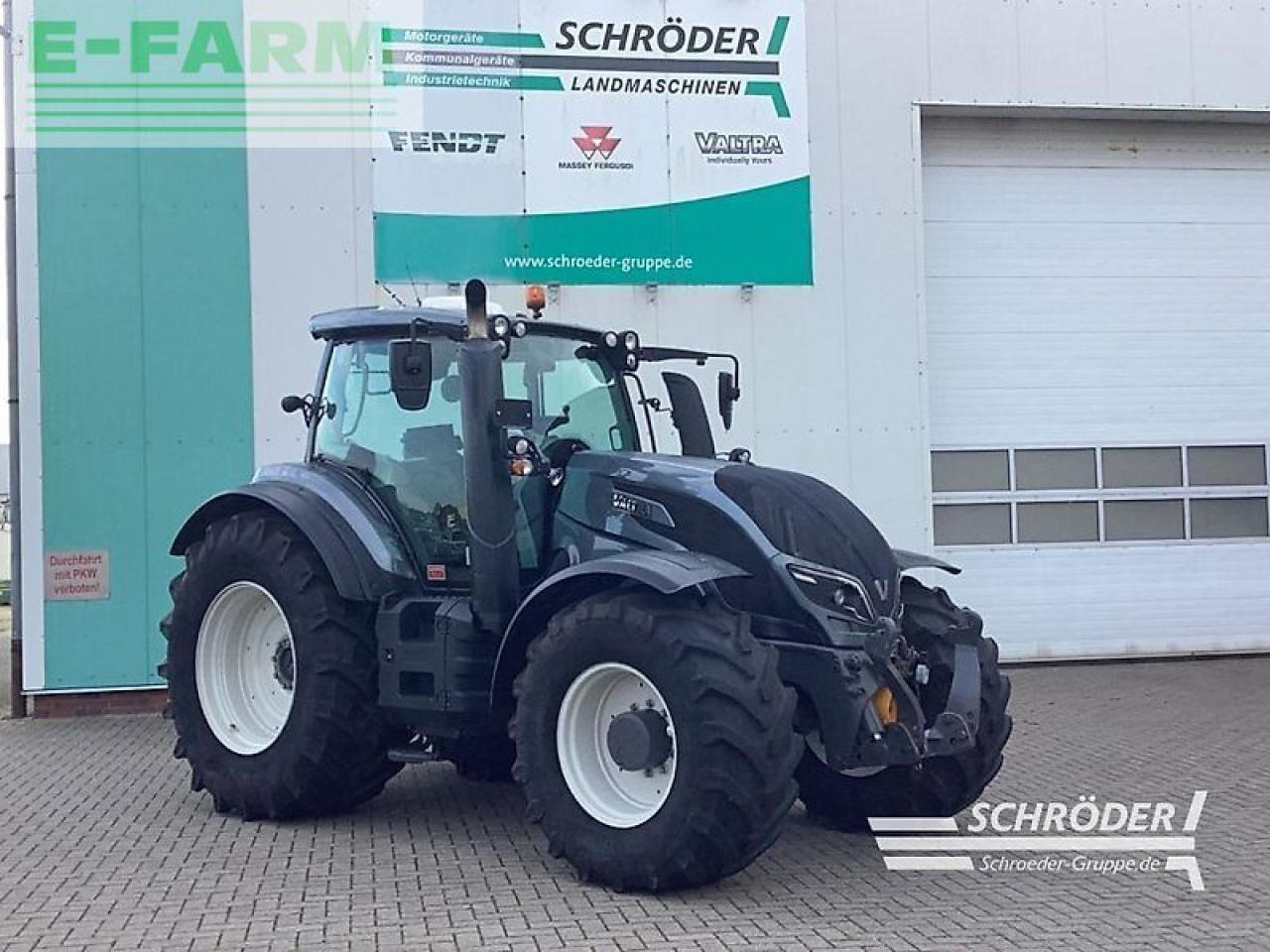 Valtra t 214 d smarttouch - Traktors: foto 1 Valtra t 214 d smarttouch - Traktors: foto 1