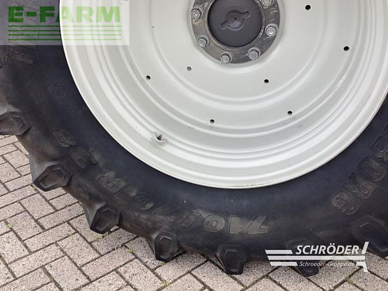 Valtra t 214 d smarttouch - Traktors: foto 4 Valtra t 214 d smarttouch - Traktors: foto 4