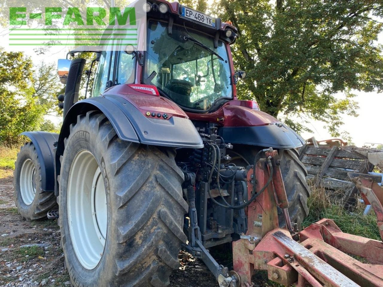 Valtra t 214 direct Direct - Traktors: foto 3 Valtra t 214 direct Direct - Traktors: foto 3