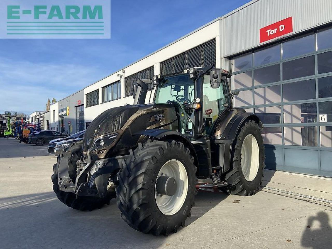 Valtra t 214 direct Direct - Traktors: foto 1 Valtra t 214 direct Direct - Traktors: foto 1