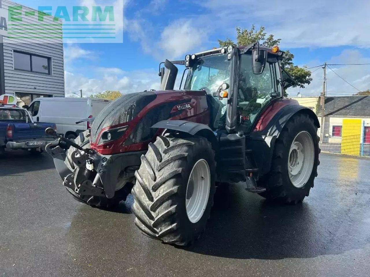Valtra t 214 v smarttouch - Traktors: foto 1 Valtra t 214 v smarttouch - Traktors: foto 1