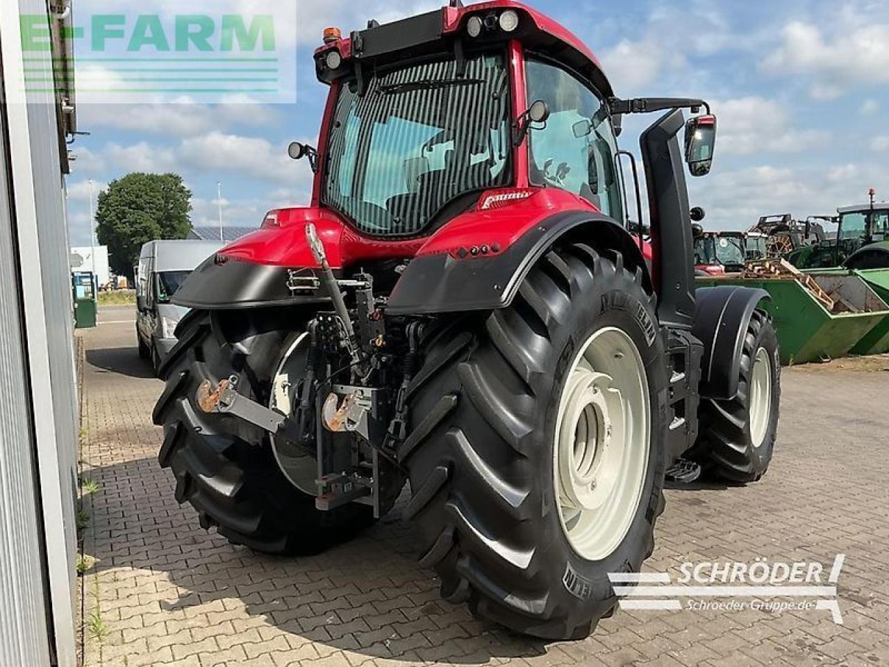 Valtra t 235 a - Traktors: foto 3 Valtra t 235 a - Traktors: foto 3