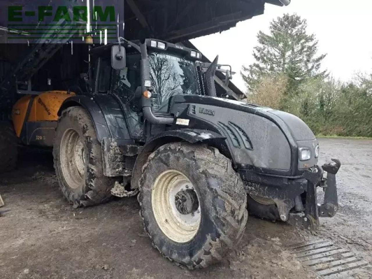 Valtra t172 - Traktors: foto 2 Valtra t172 - Traktors: foto 2