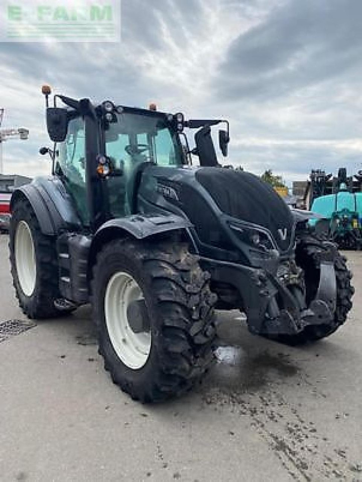 Valtra t234 versu Versu - Traktors: foto 2 Valtra t234 versu Versu - Traktors: foto 2
