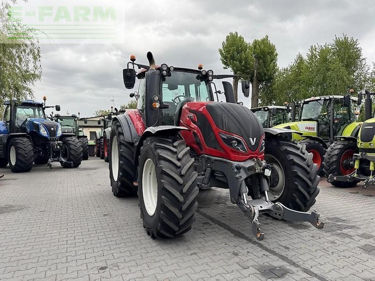 Valtra t234 versu Versu - Traktors: foto 3 Valtra t234 versu Versu - Traktors: foto 3