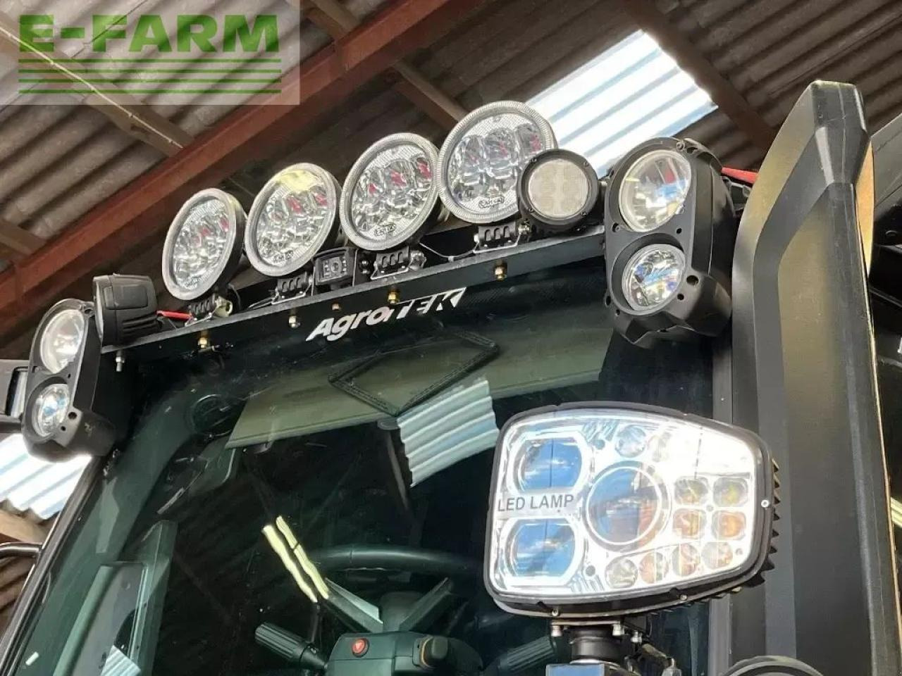 Valtra t235 - Traktors: foto 2 Valtra t235 - Traktors: foto 2