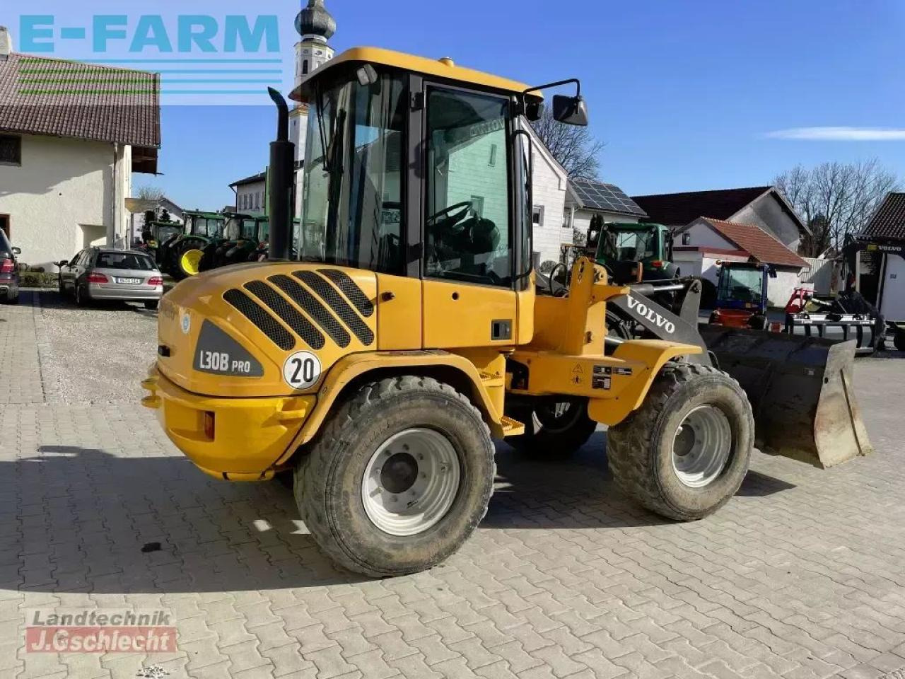 Volvo l 30b pro - Mini-ekskavators: foto 3 Volvo l 30b pro - Mini-ekskavators: foto 3