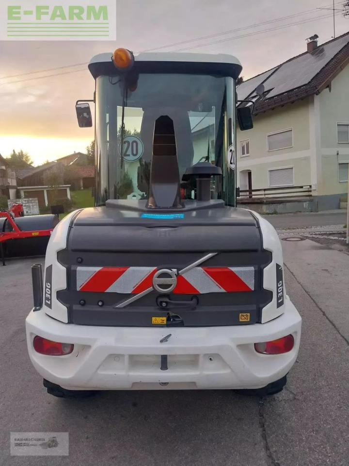 Volvo l 30g - Mini-ekskavators: foto 4 Volvo l 30g - Mini-ekskavators: foto 4
