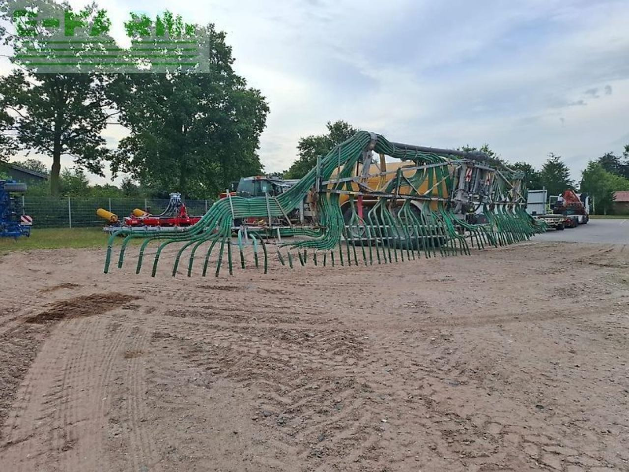 Zunhammer ske 18,5 pu - Mēslošanas tehnika: foto 4 Zunhammer ske 18,5 pu - Mēslošanas tehnika: foto 4