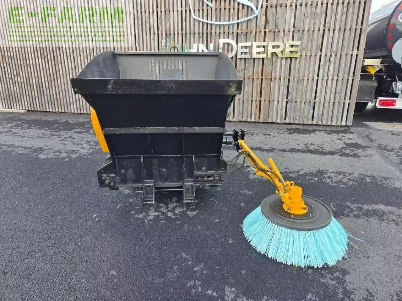 Am317 - Lopbarības sagatavošanas tehnika: foto 3 Am317 - Lopbarības sagatavošanas tehnika: foto 3