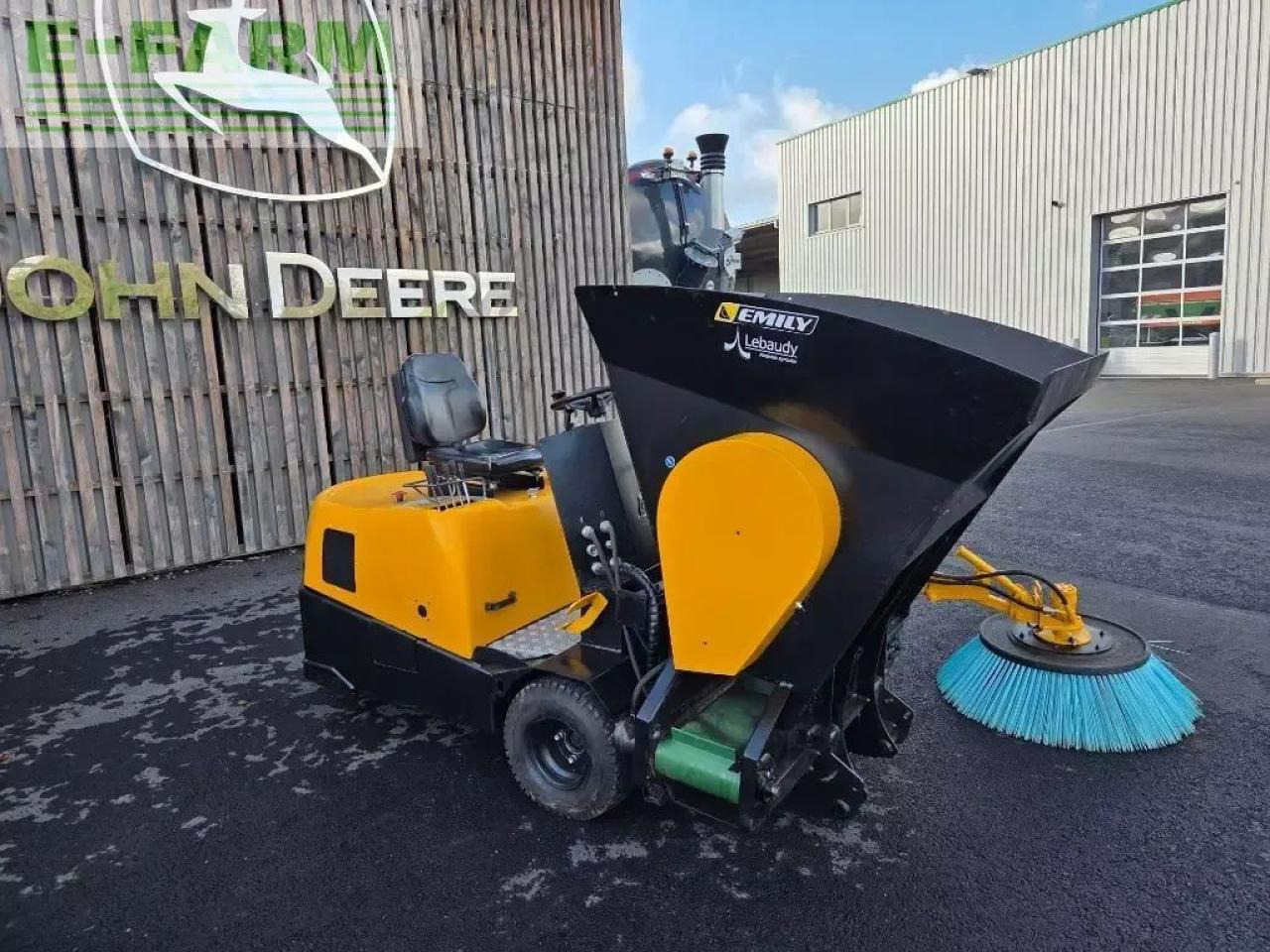 Am317 - Lopbarības sagatavošanas tehnika: foto 1 Am317 - Lopbarības sagatavošanas tehnika: foto 1