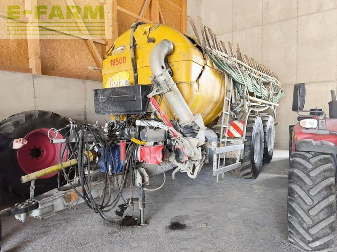 Light 18.500 polyesterfass mit unfallschaden - Šķidrmēslu muca: foto 3 Light 18.500 polyesterfass mit unfallschaden - Šķidrmēslu muca: foto 3